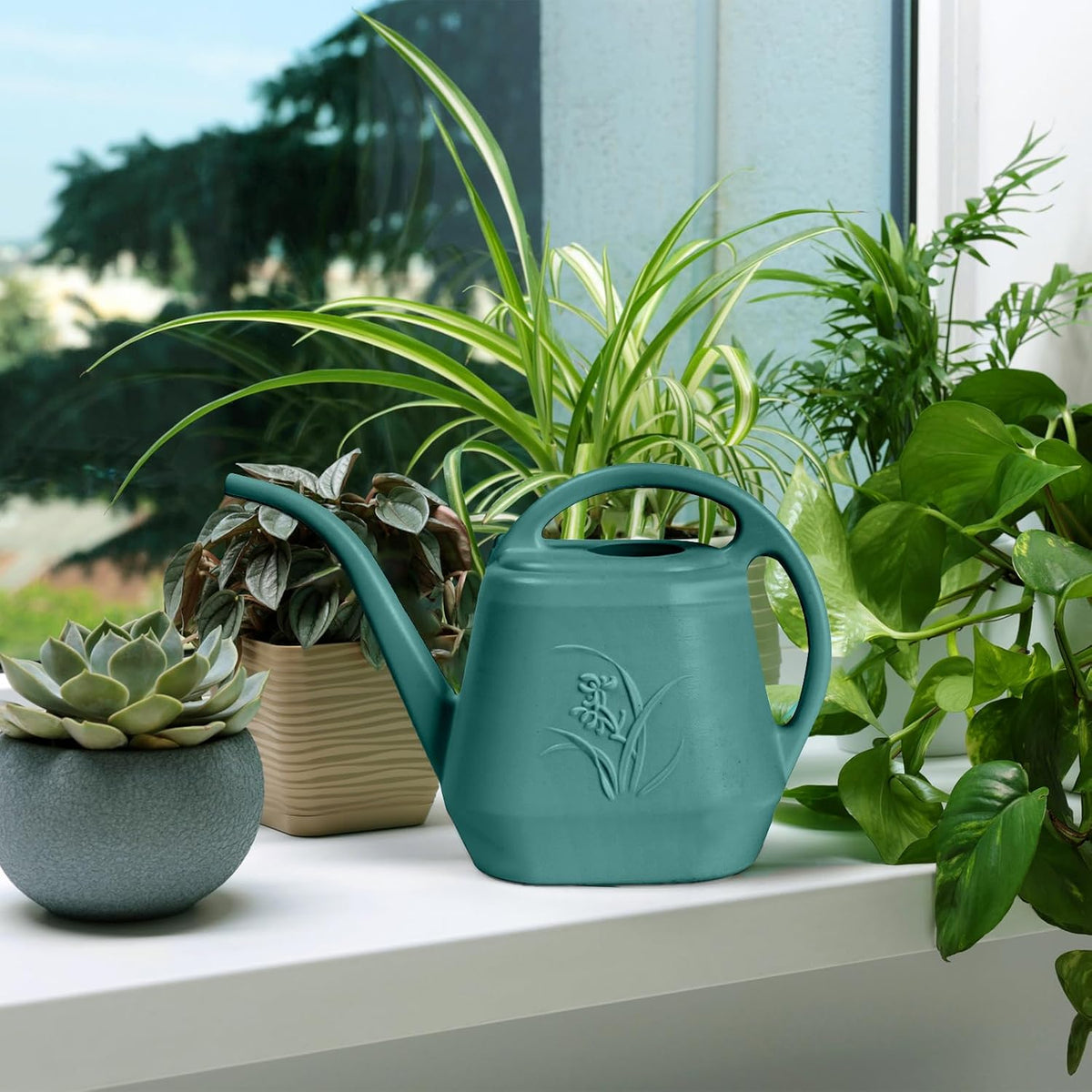 Plastic Watering Can - 1/2 Gallon - Green