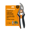 Fiskars SoftGrip Bypass Pruning Shears, 5/8” Cut Capacity Garden Clippers