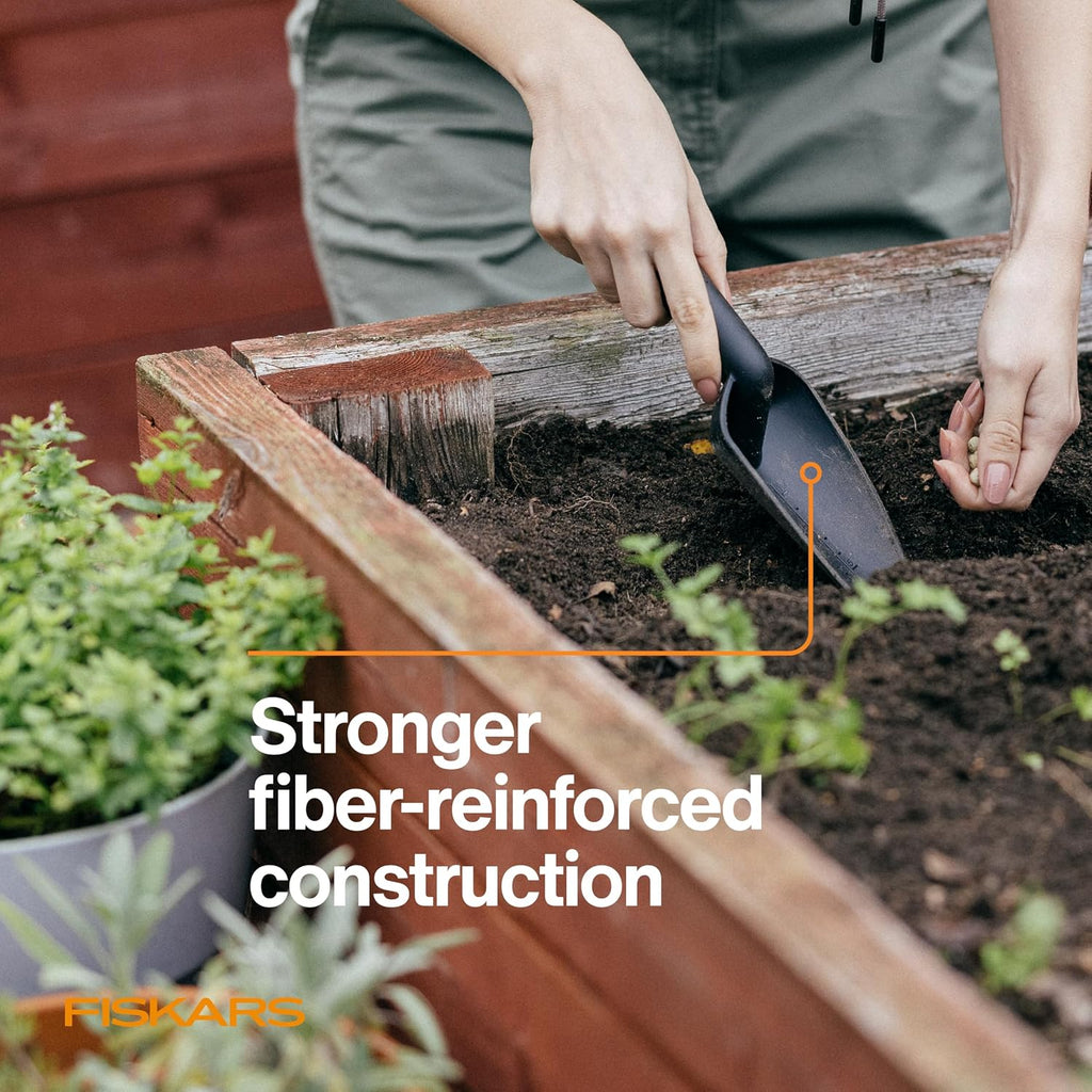 Fiskars Eco Trowel with Curved Spade, Ergonomic Garden Hand Tool